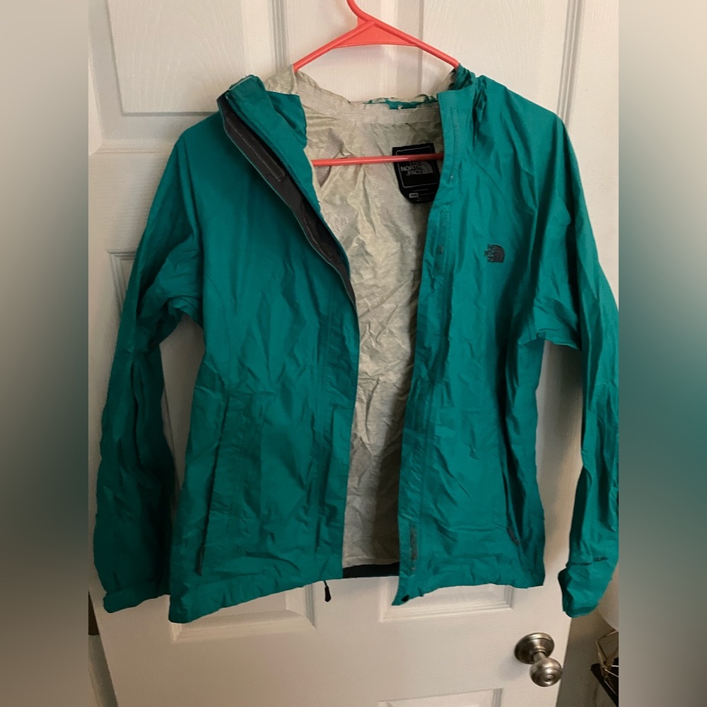 North face women’s raincoat